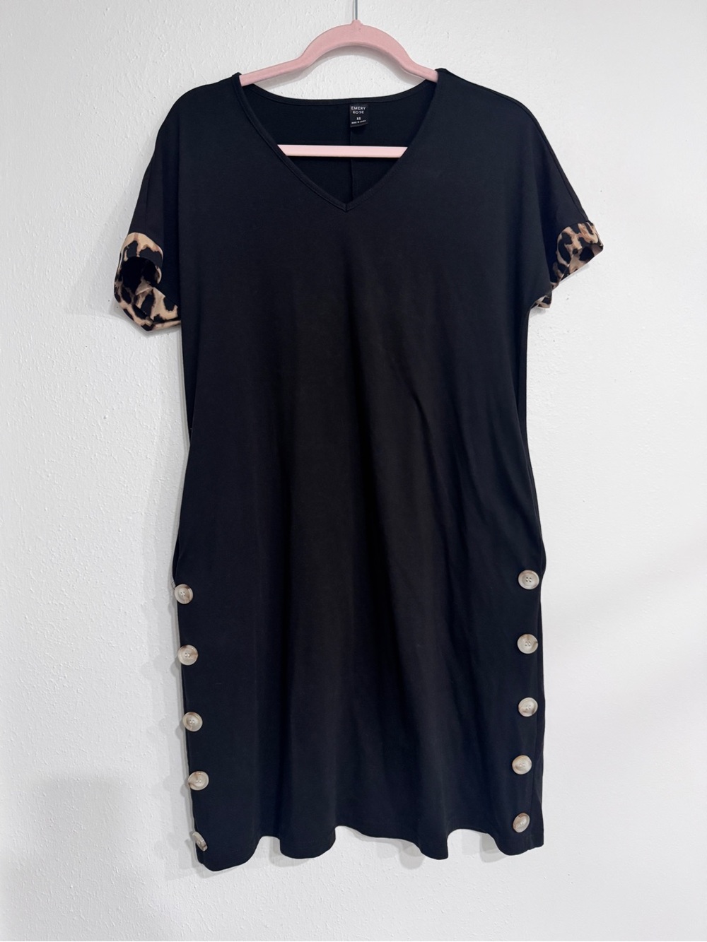 Emery Rose Black V-Neck Short Sleeve Dress with Leopard Trim